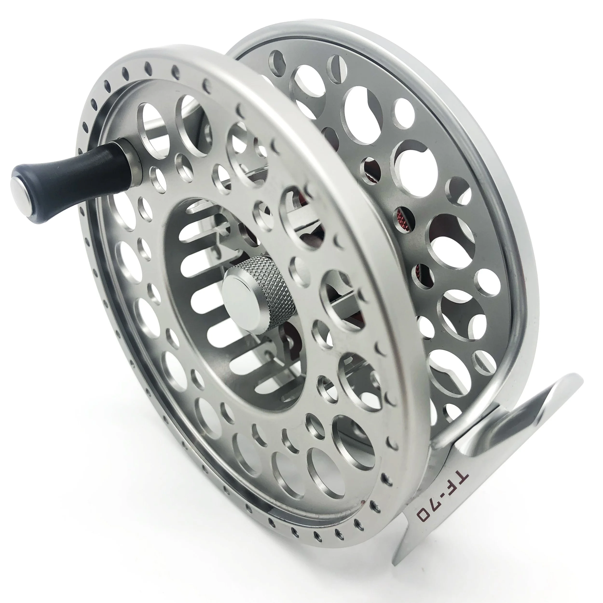 銀蠅です。③ 3-TAND Fly Reels are sealed fishing reels for freshwater or